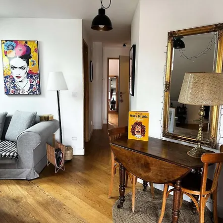 Appartement Dignan - Elegant T2 En Plein Centre - A Deux Pas De La Mae-8974 Arcachon