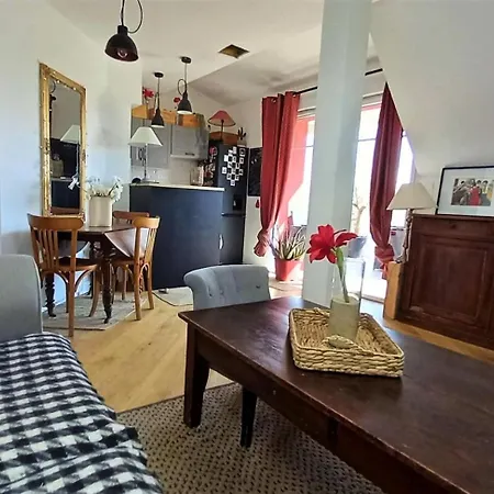 Dignan - Elegant T2 En Plein Centre - A Deux Pas De La Mae-8974 Apartment *